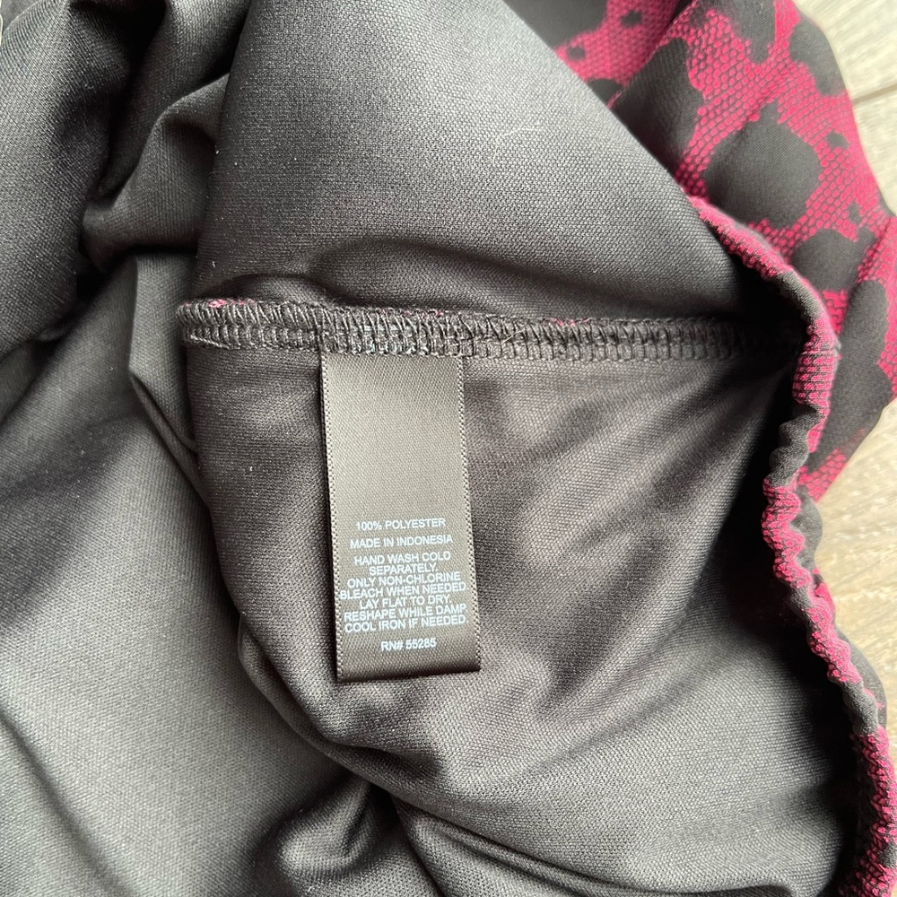 Express Printed Top - Picture 6 of 6